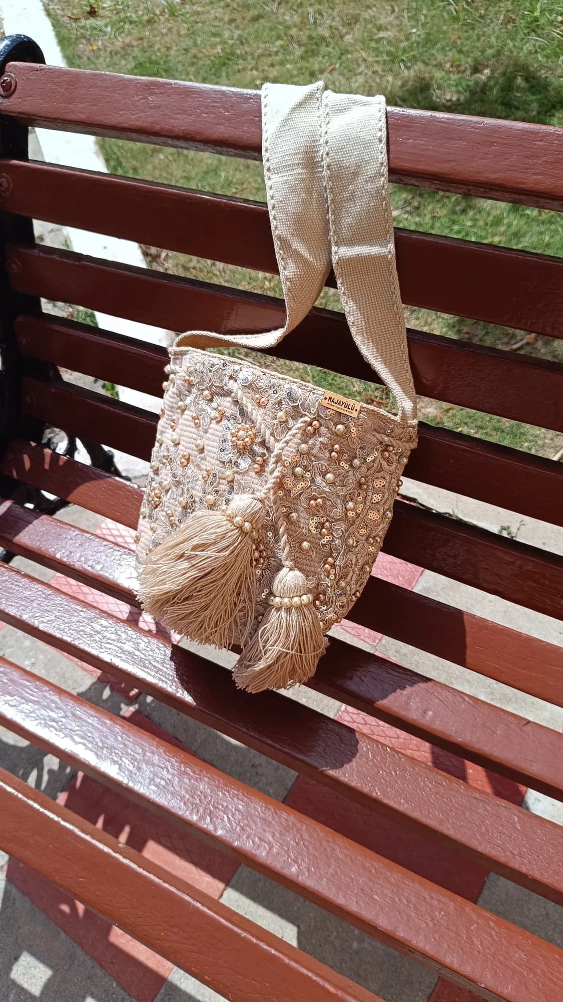 Mochila mediana recamada