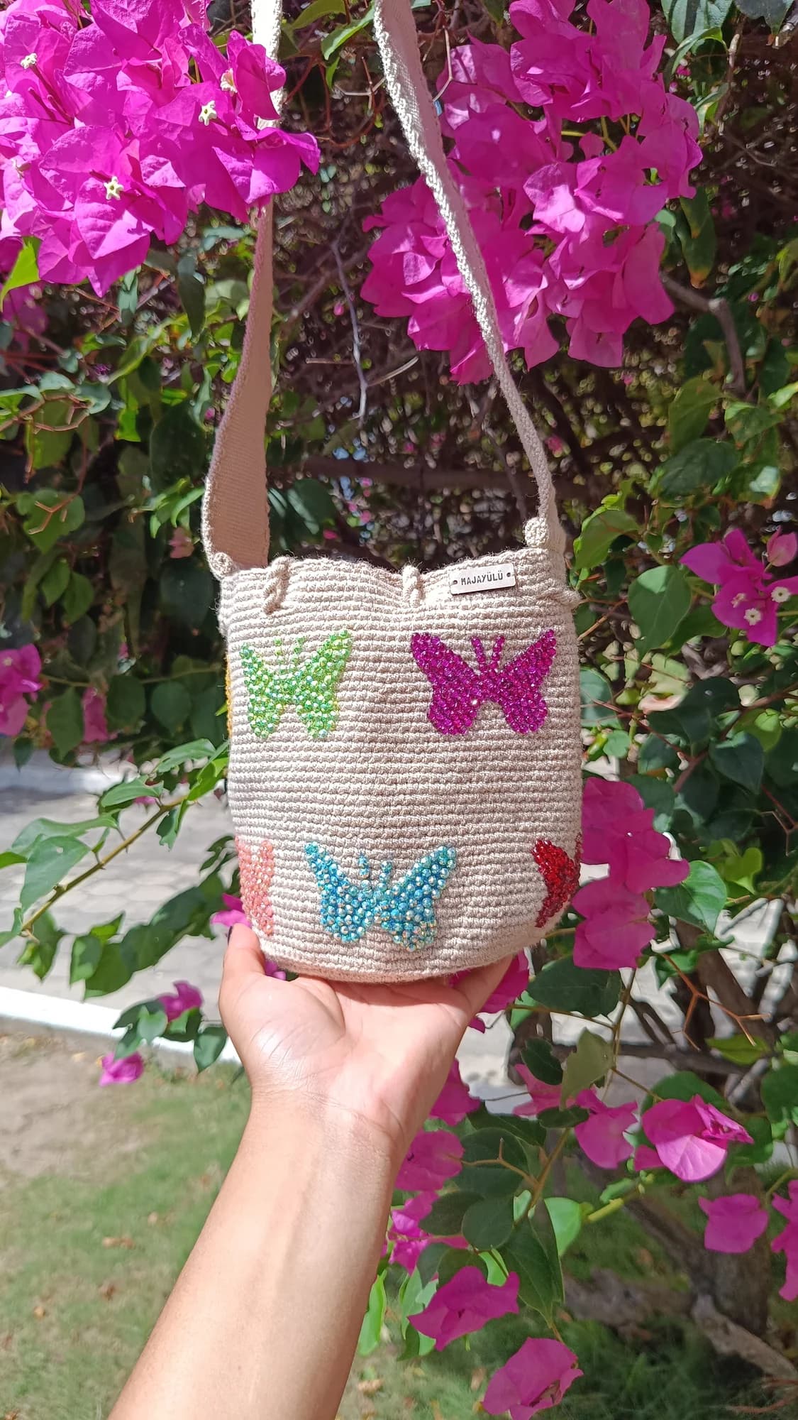 Mochila flores y mariposas