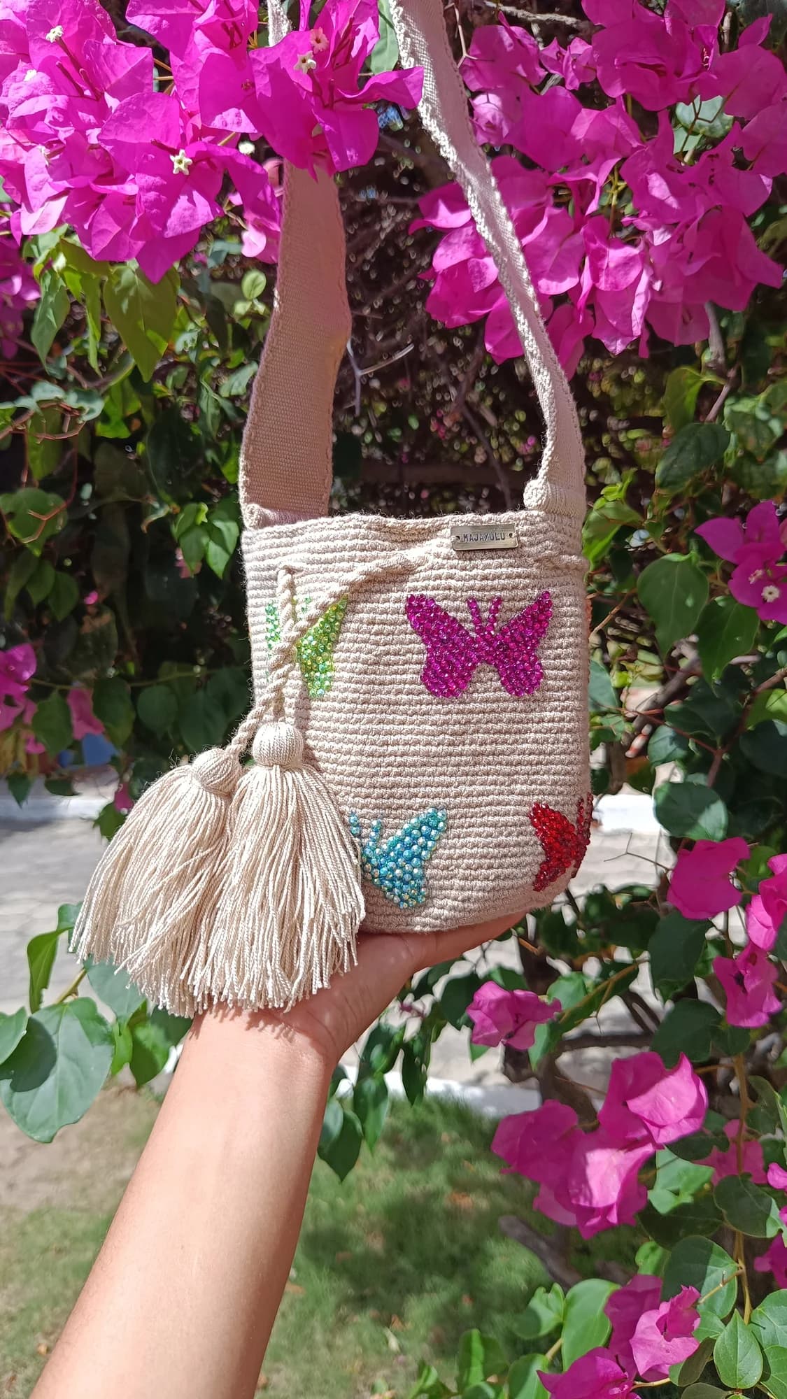 Mochila flores y mariposas