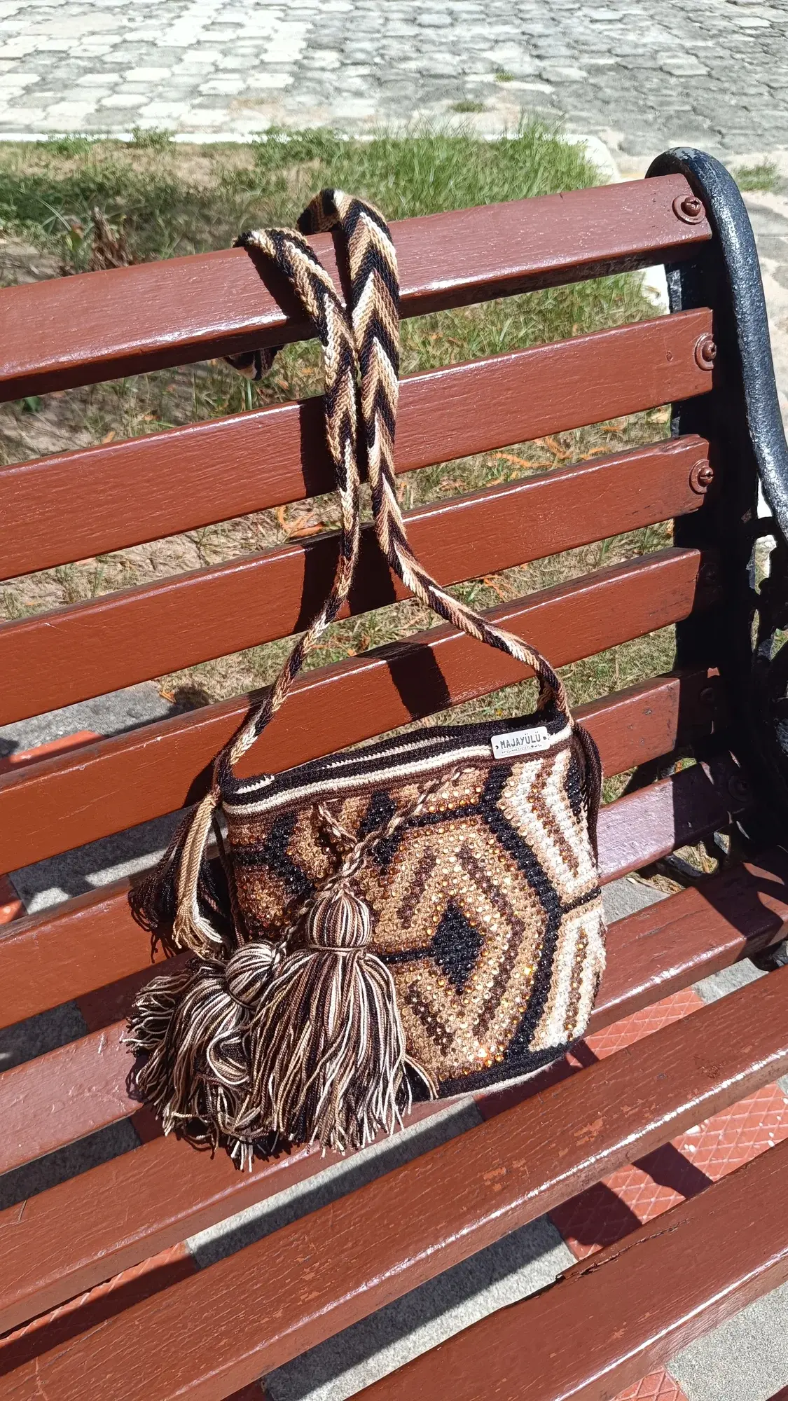 Mochila pequeña piedras · 007 marrones