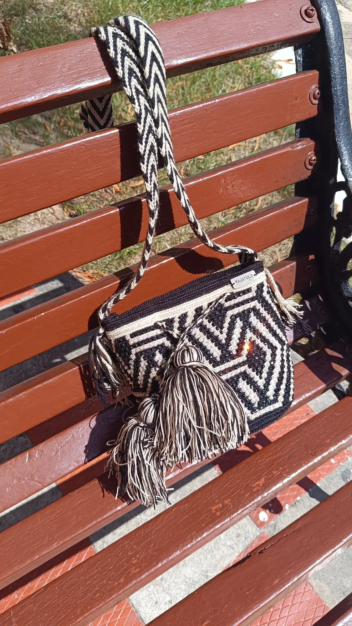 Mochila pequeña piedras · 008 negra