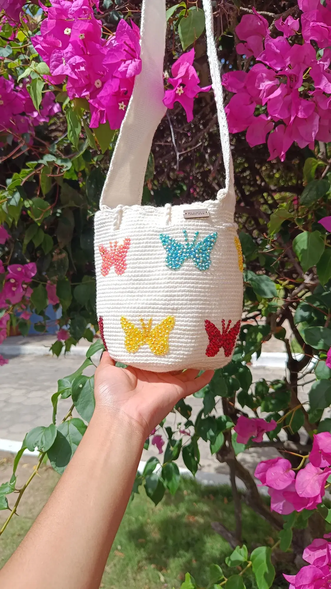 001 blanca